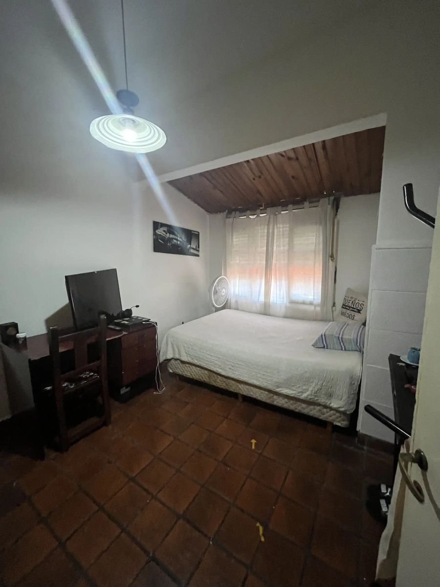 Chalet de 4 ambientes s/lote de 10 x 30 con garage y pileta - 13