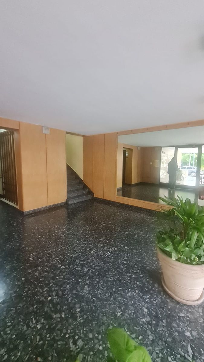 EXCELENTE DEPTO 3 AMBIENTES CON COCHERA CUBIERTA EN BELGRANO - 4