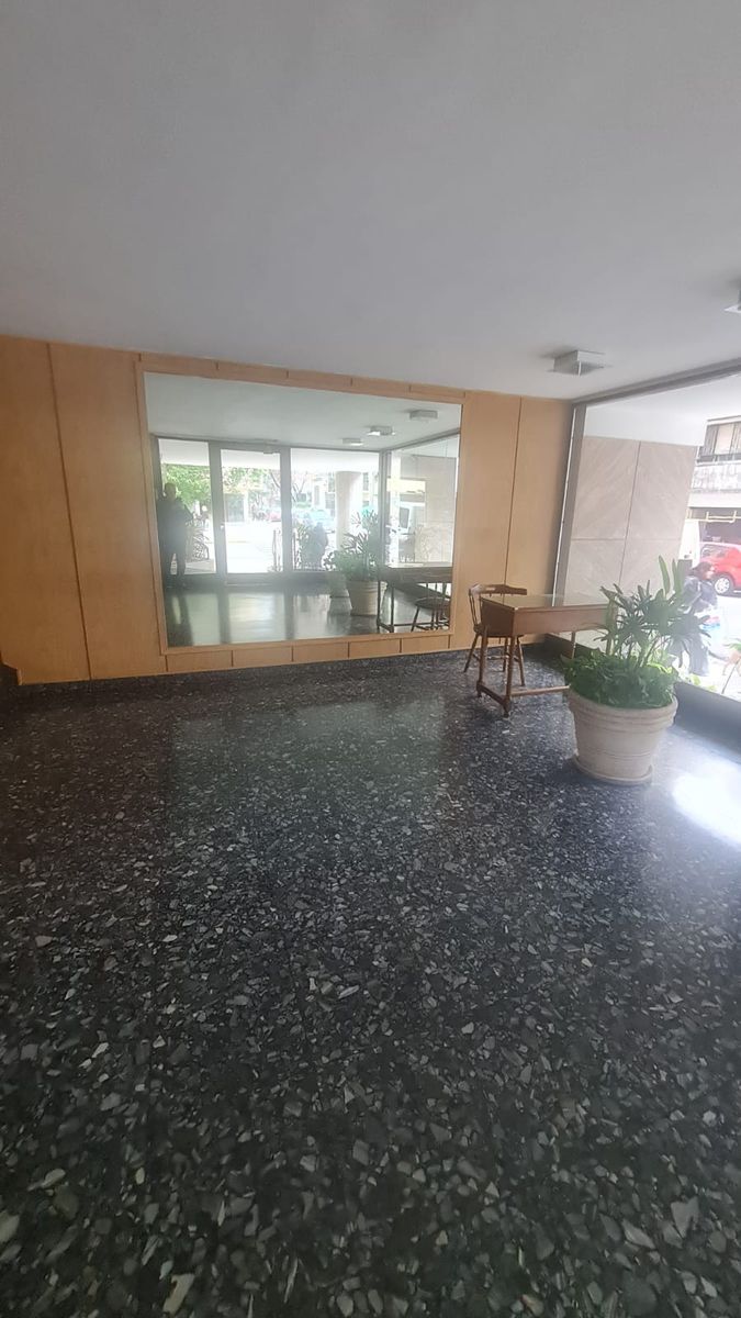 EXCELENTE DEPTO 3 AMBIENTES CON COCHERA CUBIERTA EN BELGRANO - 7