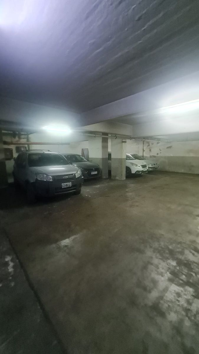 EXCELENTE DEPTO 3 AMBIENTES CON COCHERA CUBIERTA EN BELGRANO - 8