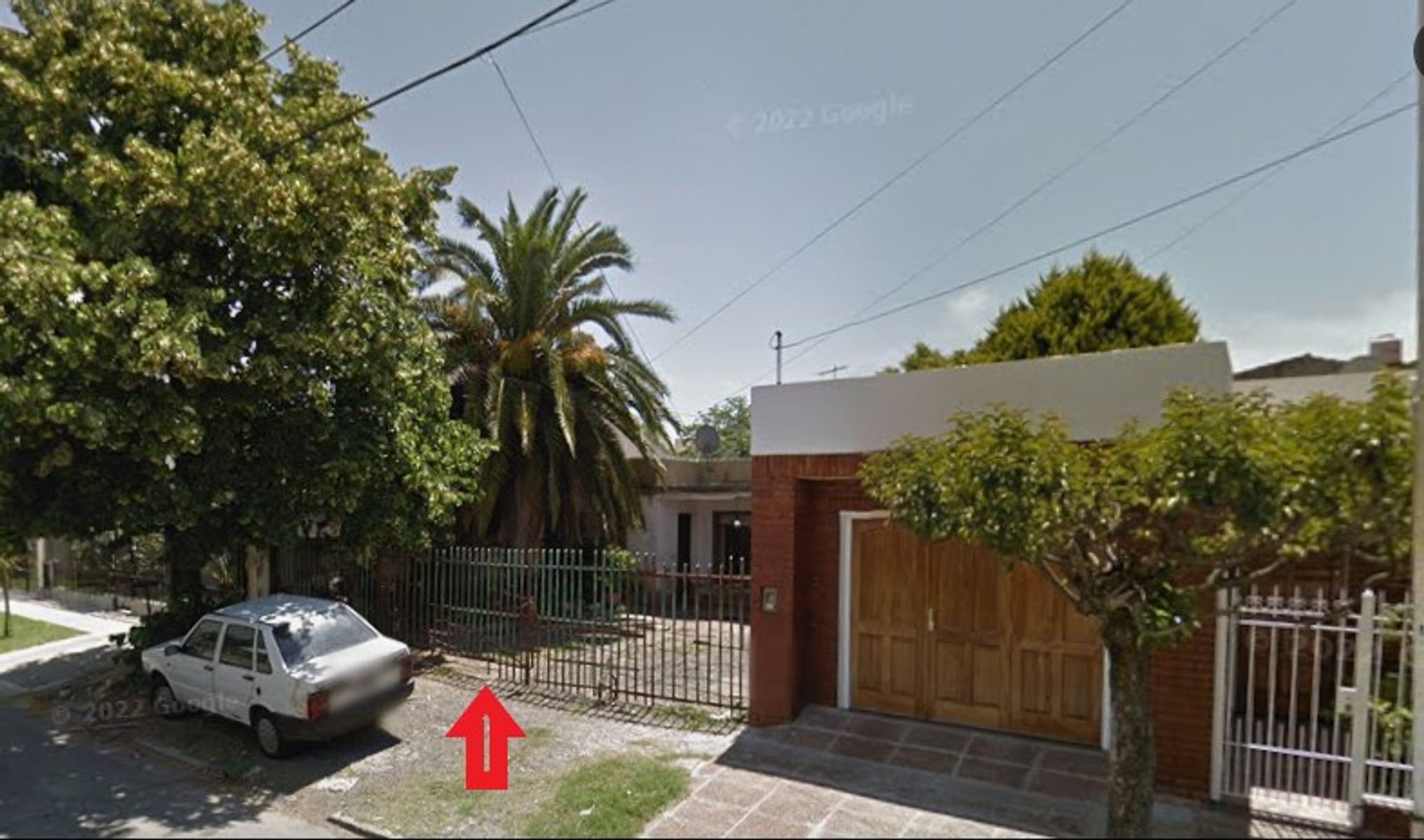 CASA TIPO AMERICANA S/LOTE DE 10 X 33 A RECICLAR — foto 5