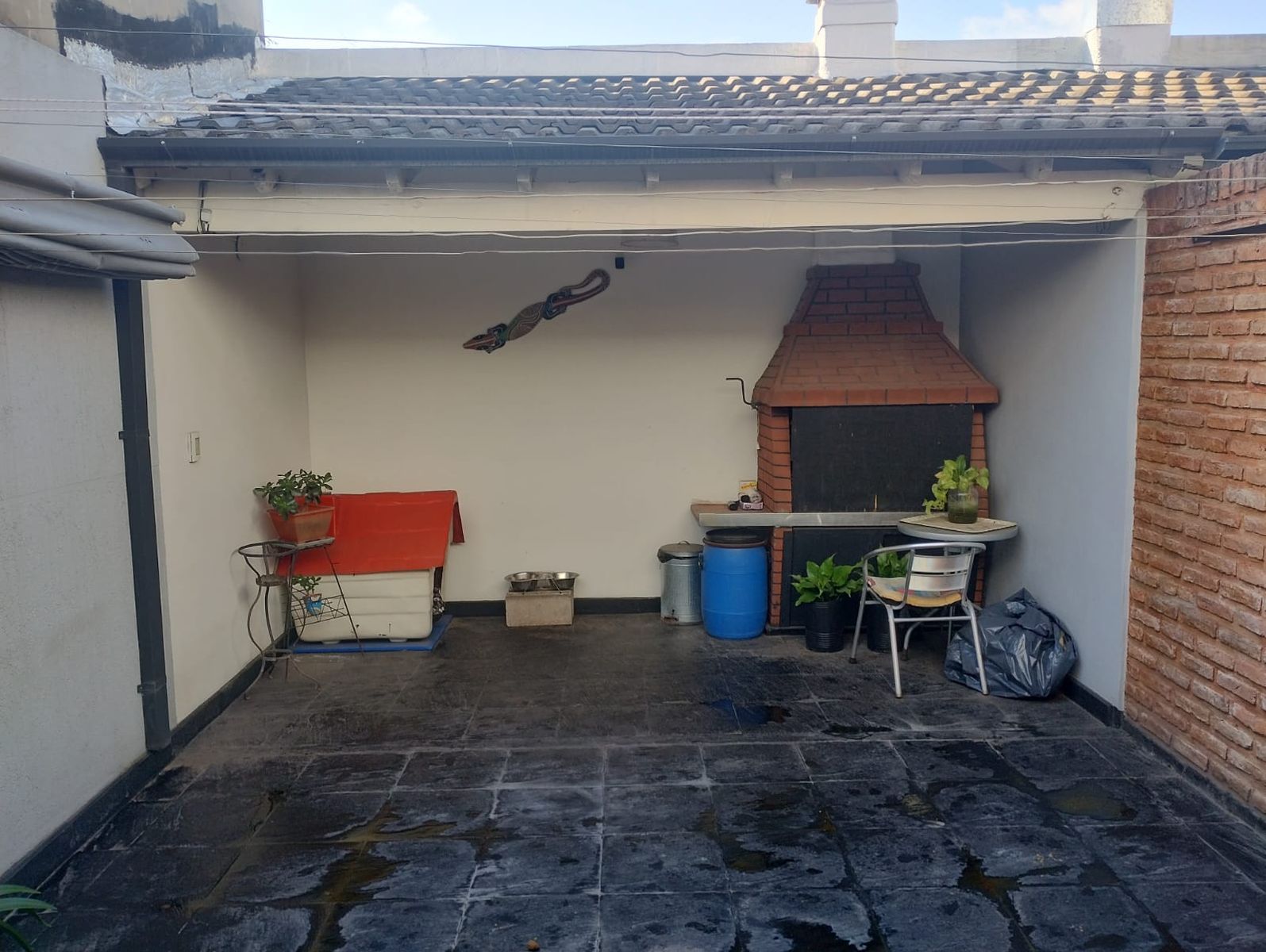 EXCELENTE DUPLEX 3 AMBIENTES DE 4 MTS DE FRENTE, AMPLIO PATIO Y COCHERA CUBIERTA - 7