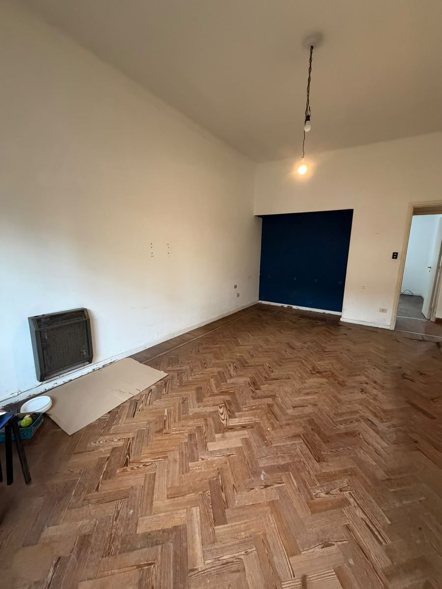 Venta de Casa 3 Ambientes en Villa Luzuriaga. Apta credito - 4