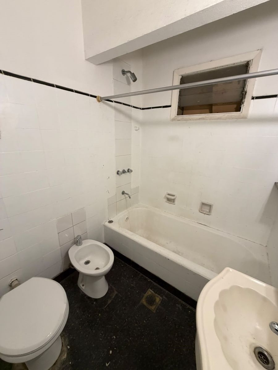 Venta de Casa 3 Ambientes en Villa Luzuriaga. Apta credito - 14