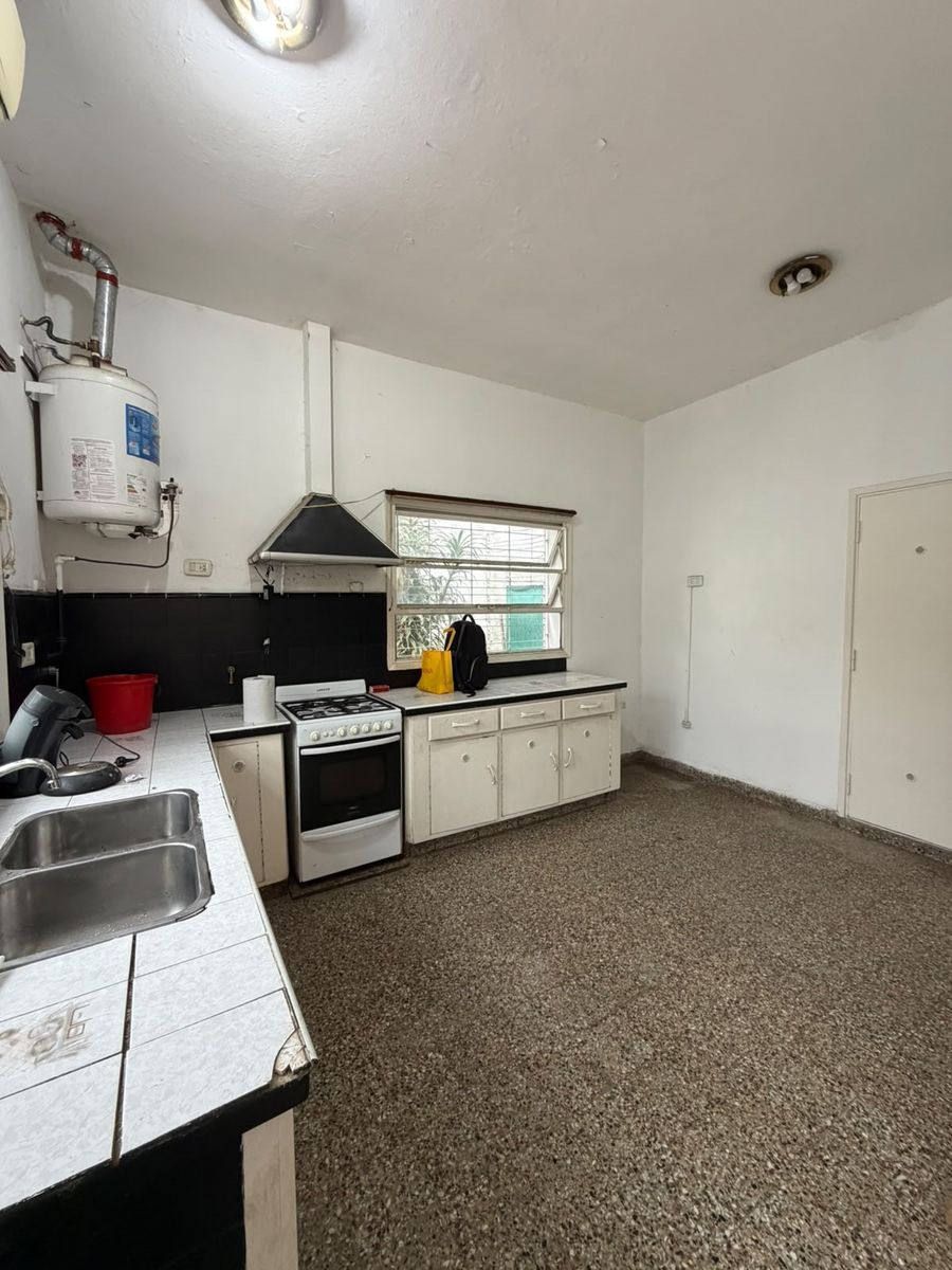 Venta de Casa 3 Ambientes en Villa Luzuriaga. Apta credito - 18