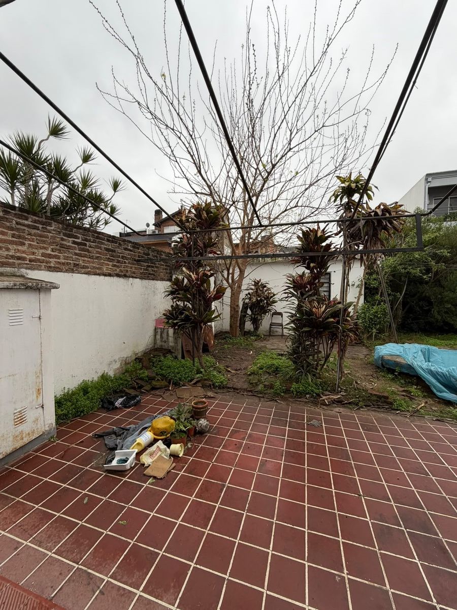 Venta de Casa 3 Ambientes en Villa Luzuriaga. Apta credito - 20