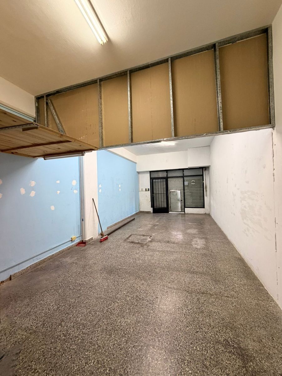 Local comercial en alquiler de 4 x 10 a metros de plaza Barrio Marina, ideal deposito, e- commerce, taller - 5