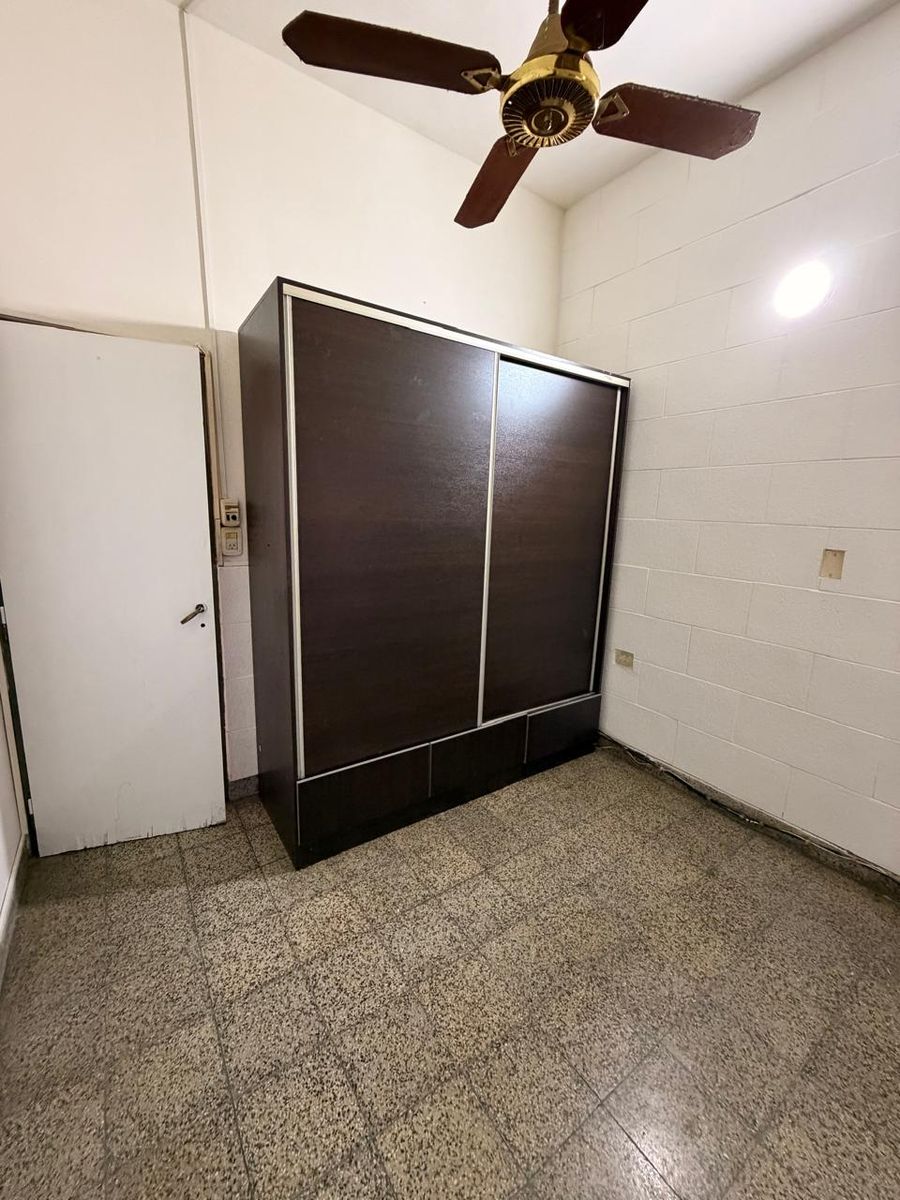 Departamento tipo casa 2 ambientes en planta baja con patio, Villa Luzuriaga. SIN EXPENSAS — foto 2