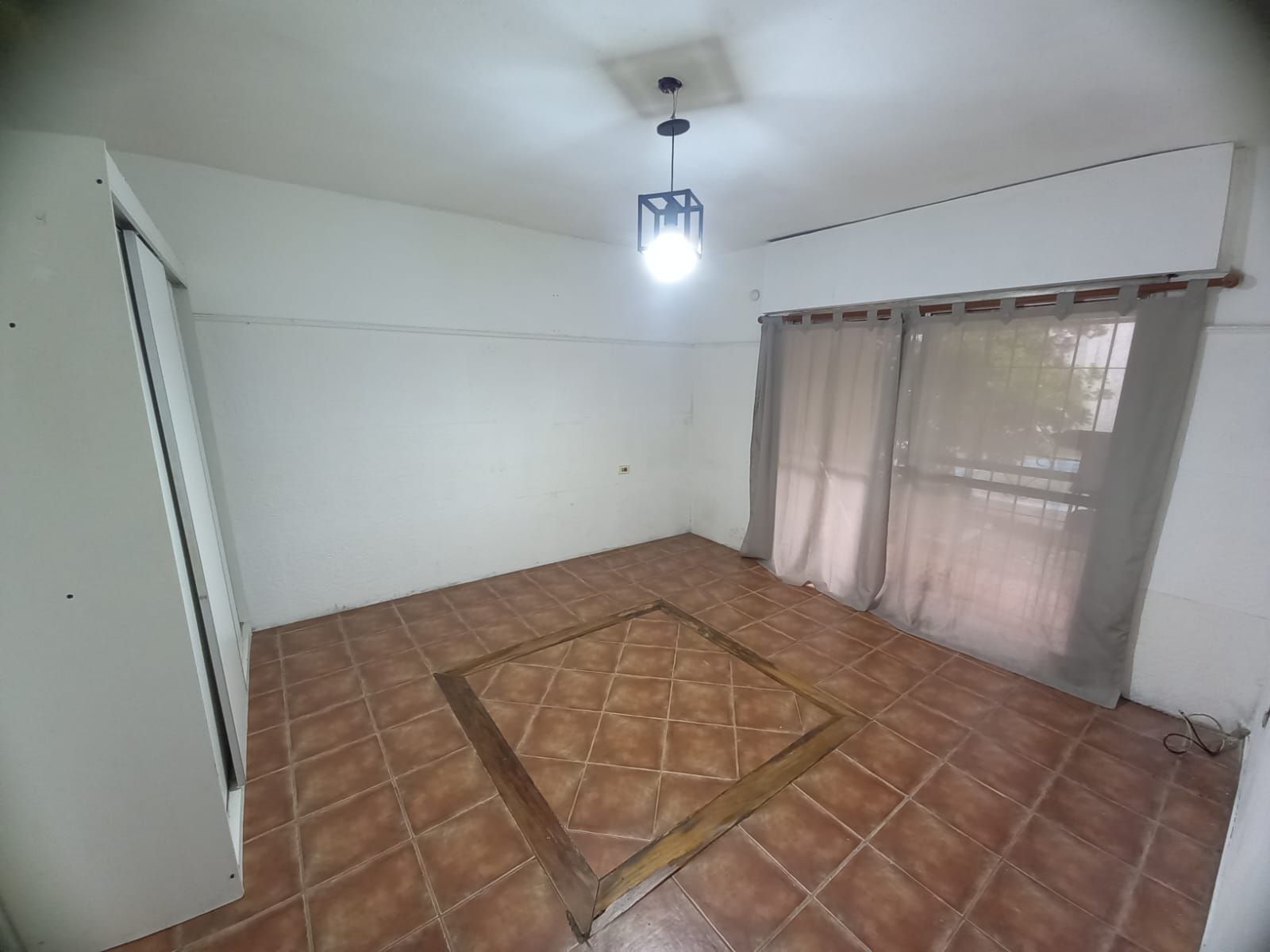 CASA 3 AMBIENTES CON AMPLIO FONDO CON PILETA — foto 11