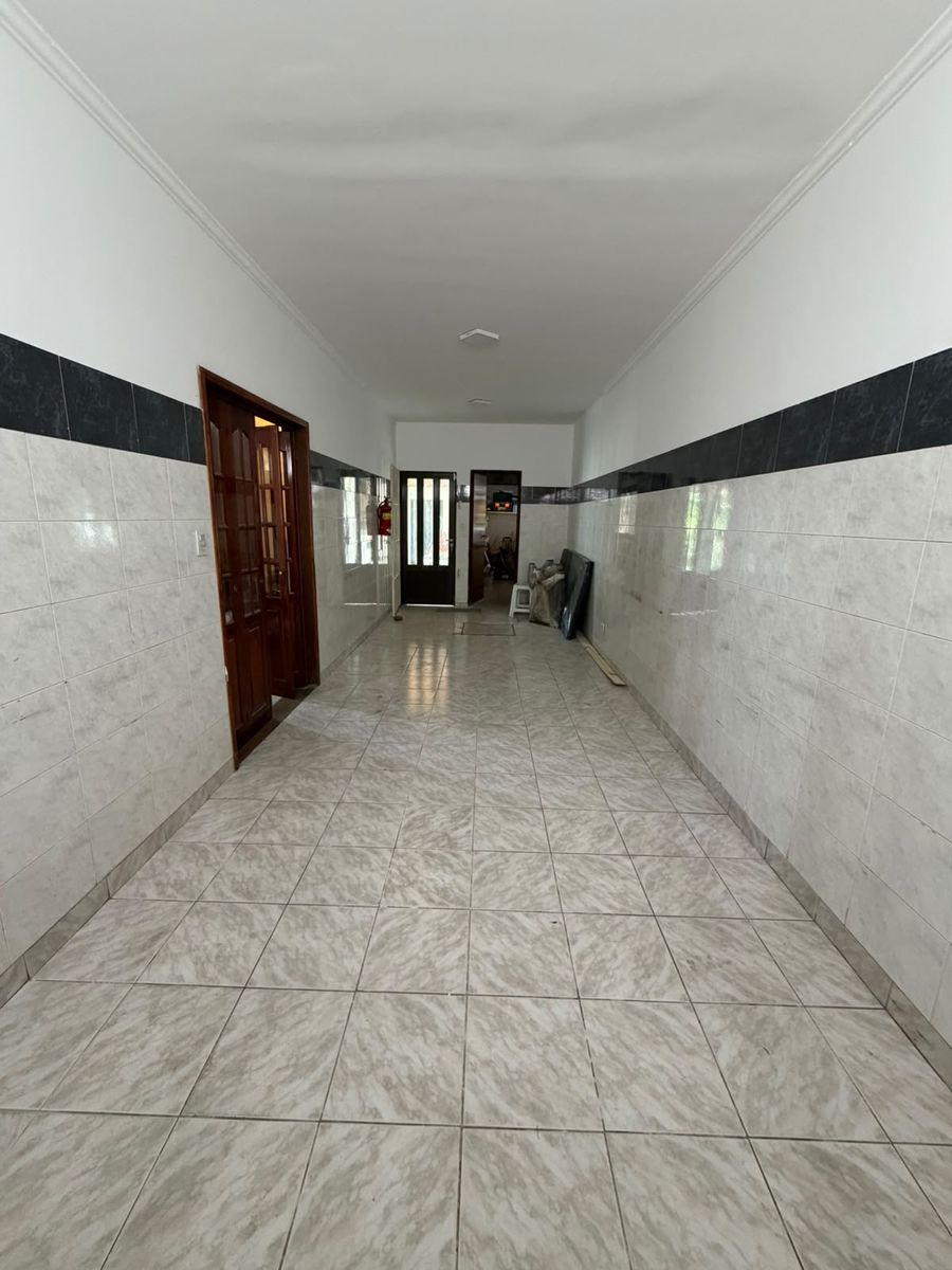 chalet 5 ambientes sobre lote de 10 x 22 con garage para 2 autos y fondo libre — foto 10