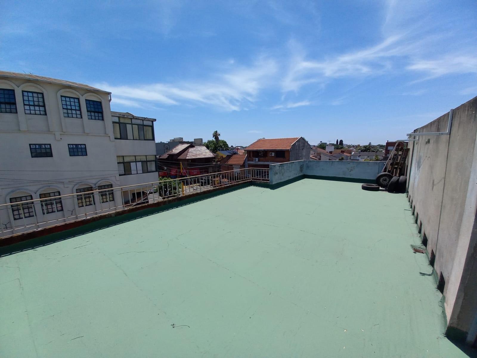 DEPARTAMENTO 3 AMBIENTES, PRIMER PISO AL FRENTE, EXCELENTE UBICACIÓN, VILLA LUZURIAGA. — foto 7