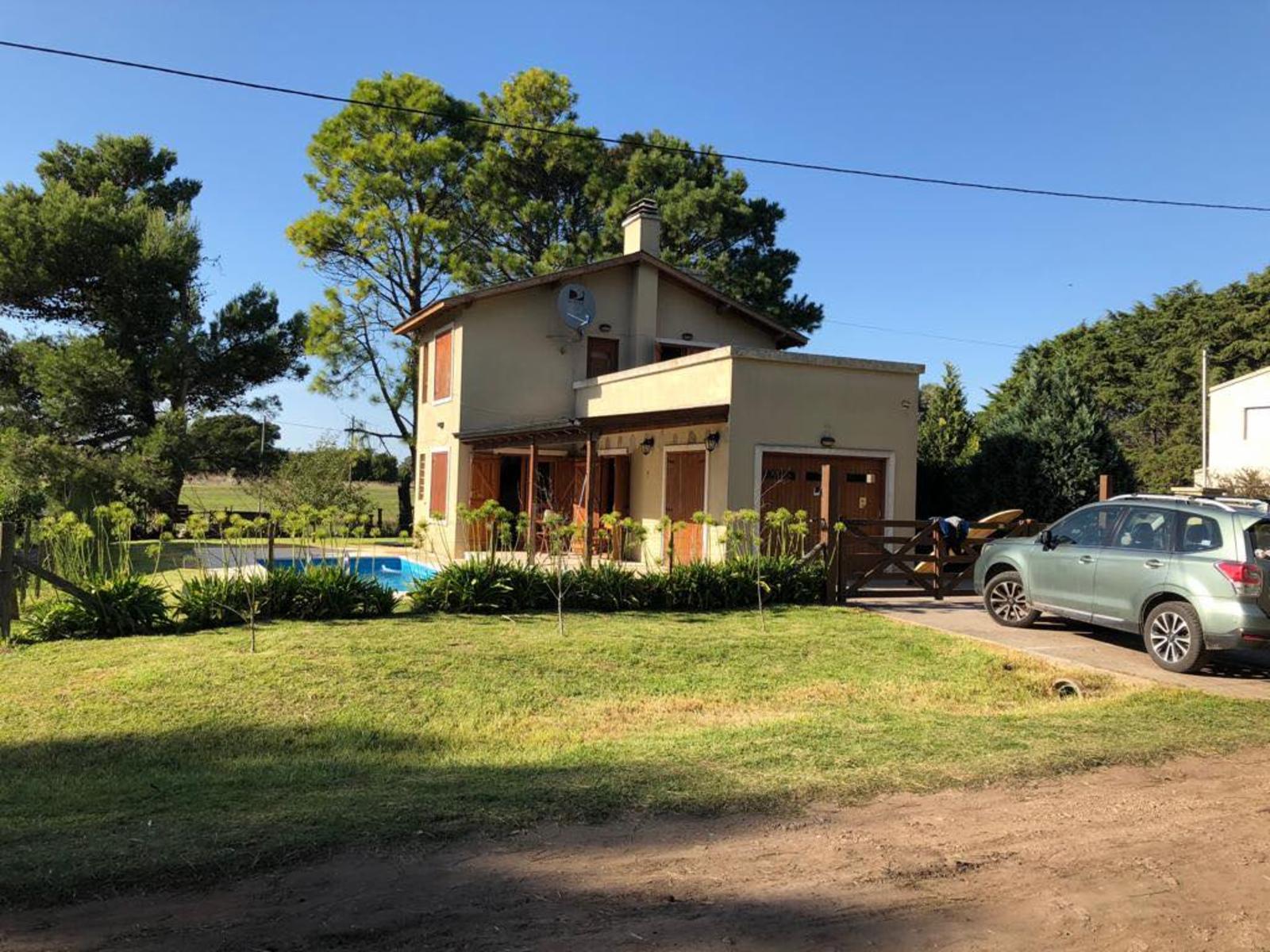 Casa en venta en Barrio Las Lomas