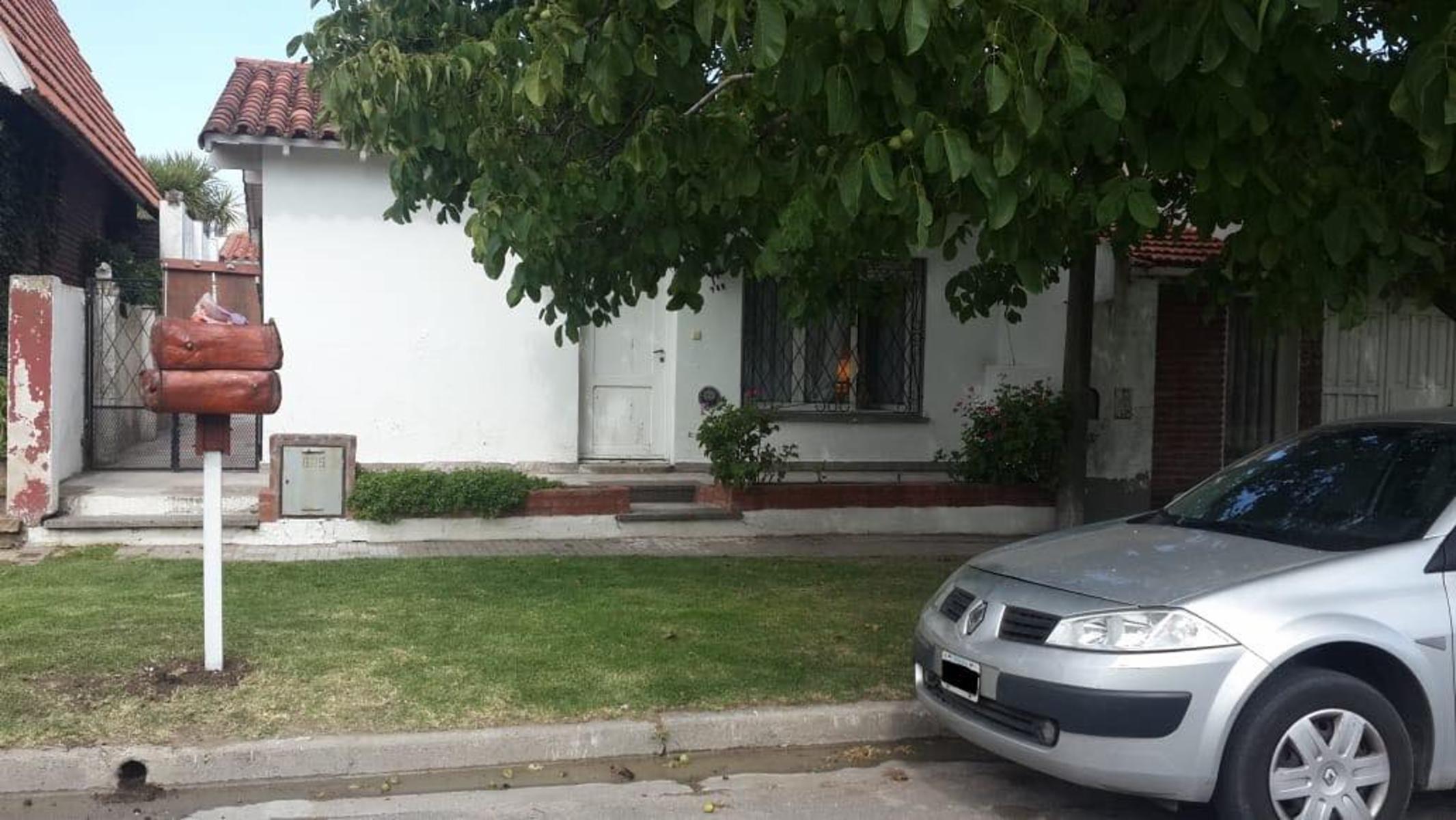 Hermosa Casa en Zona 4