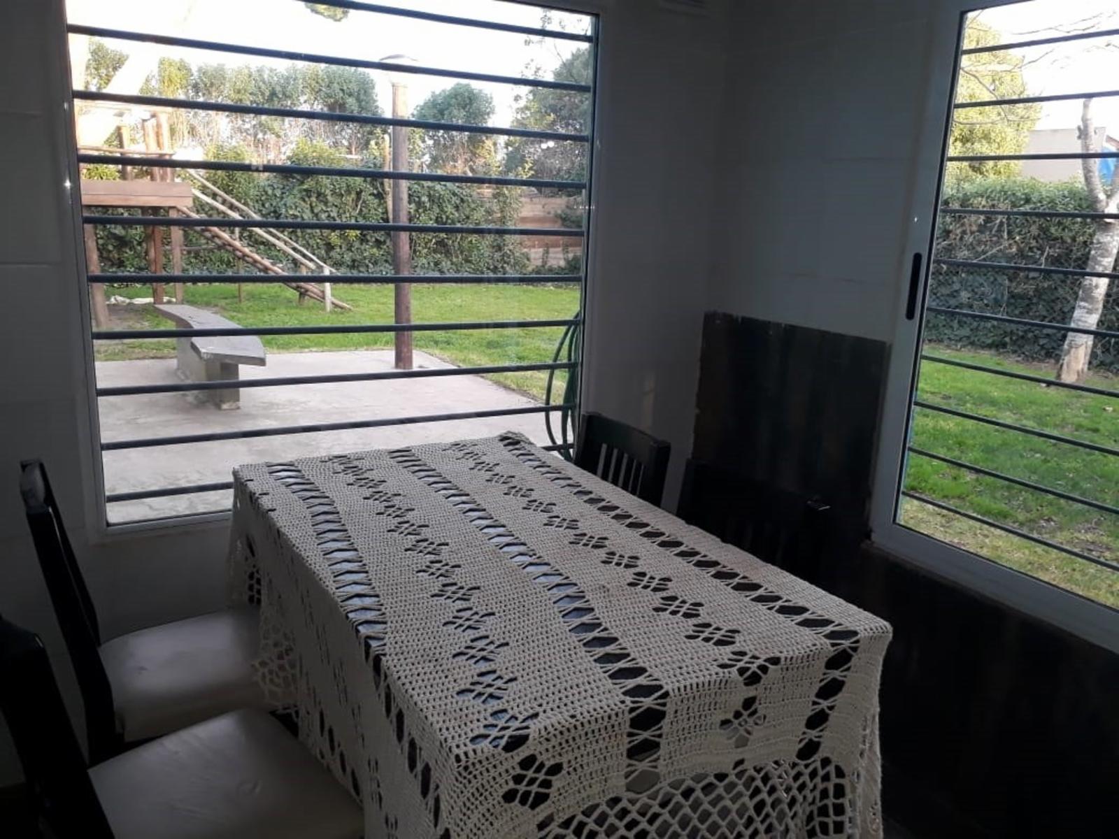 Hermosa Casa de 180 m2 en Dos Lotes — foto 9