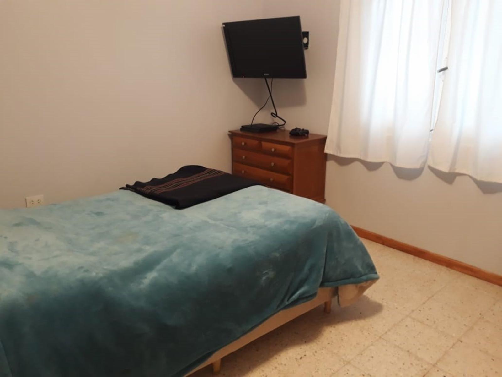 Hermosa Casa de 180 m2 en Dos Lotes — foto 13