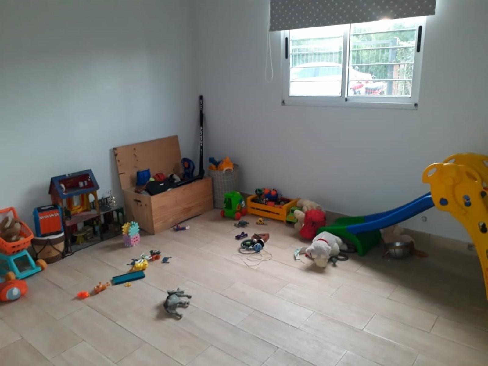 Hermosa Casa de 180 m2 en Dos Lotes — foto 14