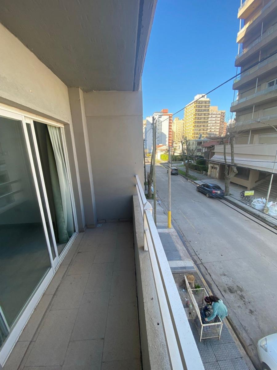Monoambiente al Frente en Zona 1 — foto 7