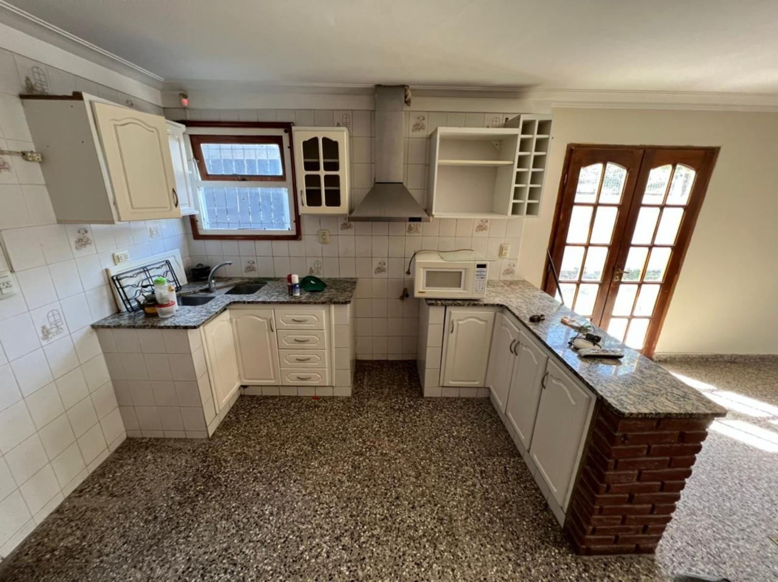 Gran casa de 230 M2. OPORTUNIDAD — foto 4