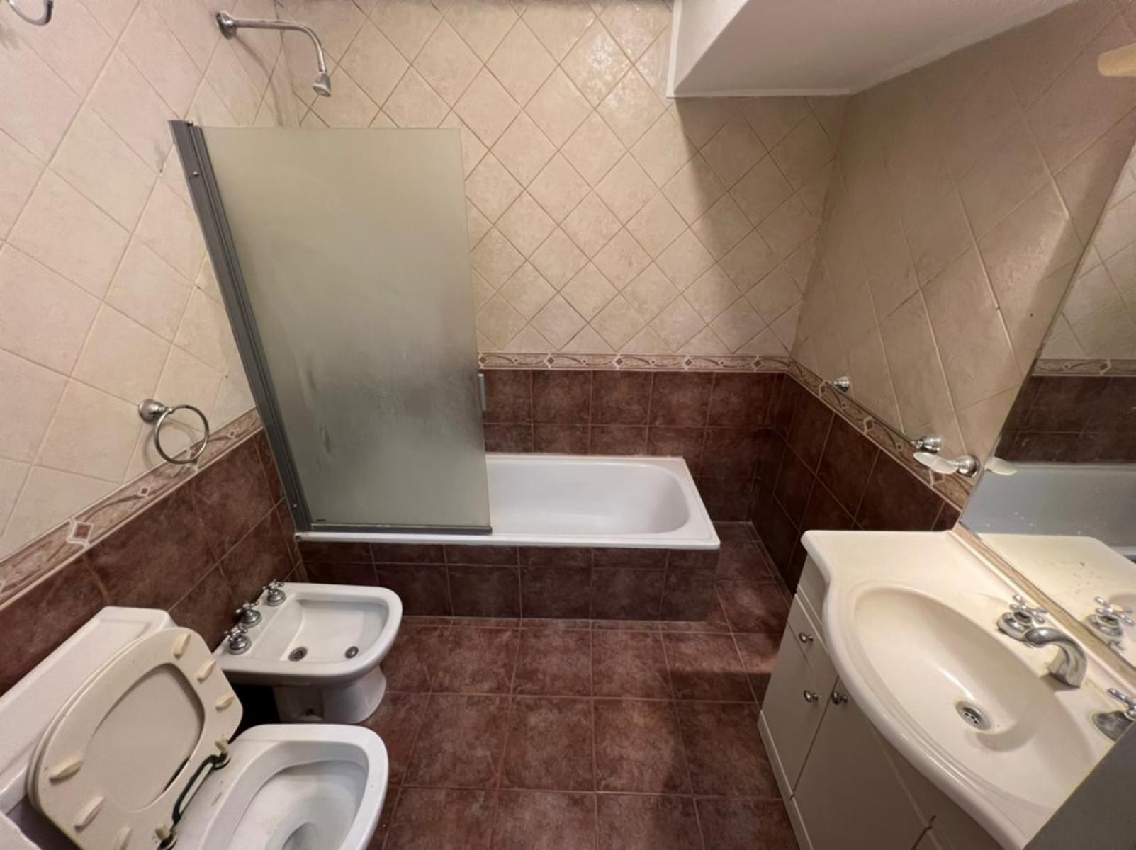 Gran casa de 230 M2. OPORTUNIDAD — foto 12