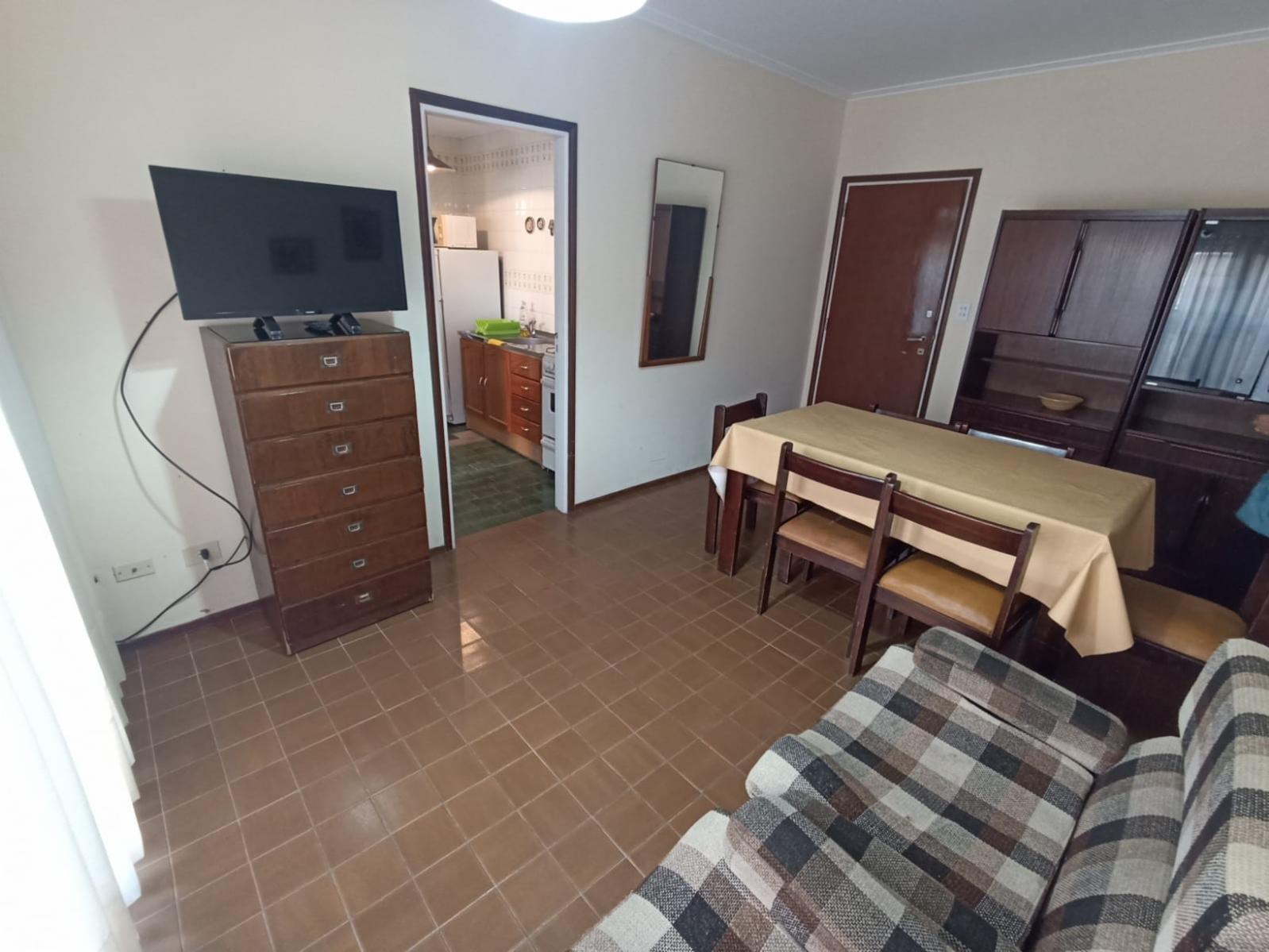 Dos Ambientes + Dep. y Cochera Zona 1