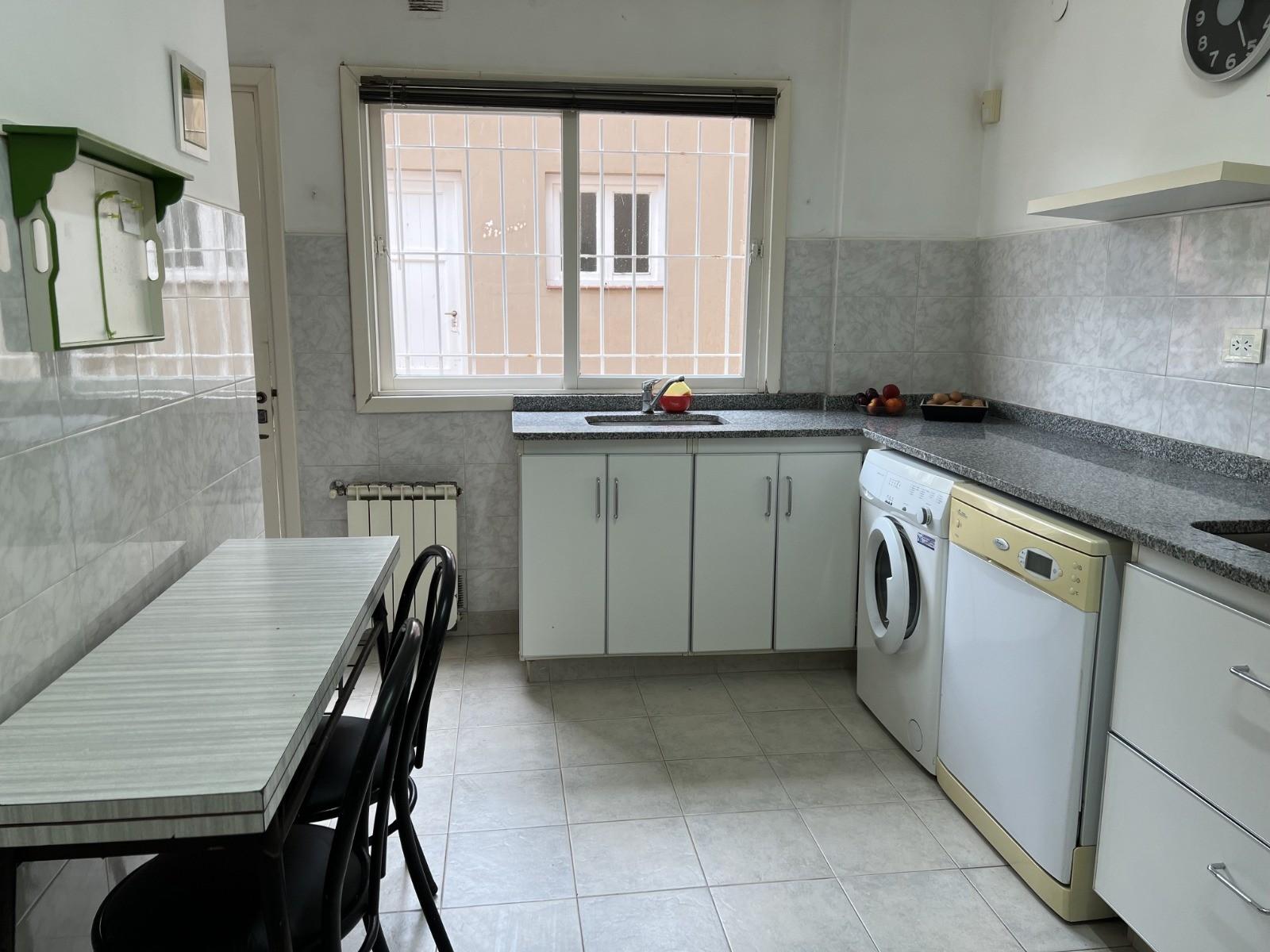 Hermosa Casa de 4 Ambientes + dep. — foto 2