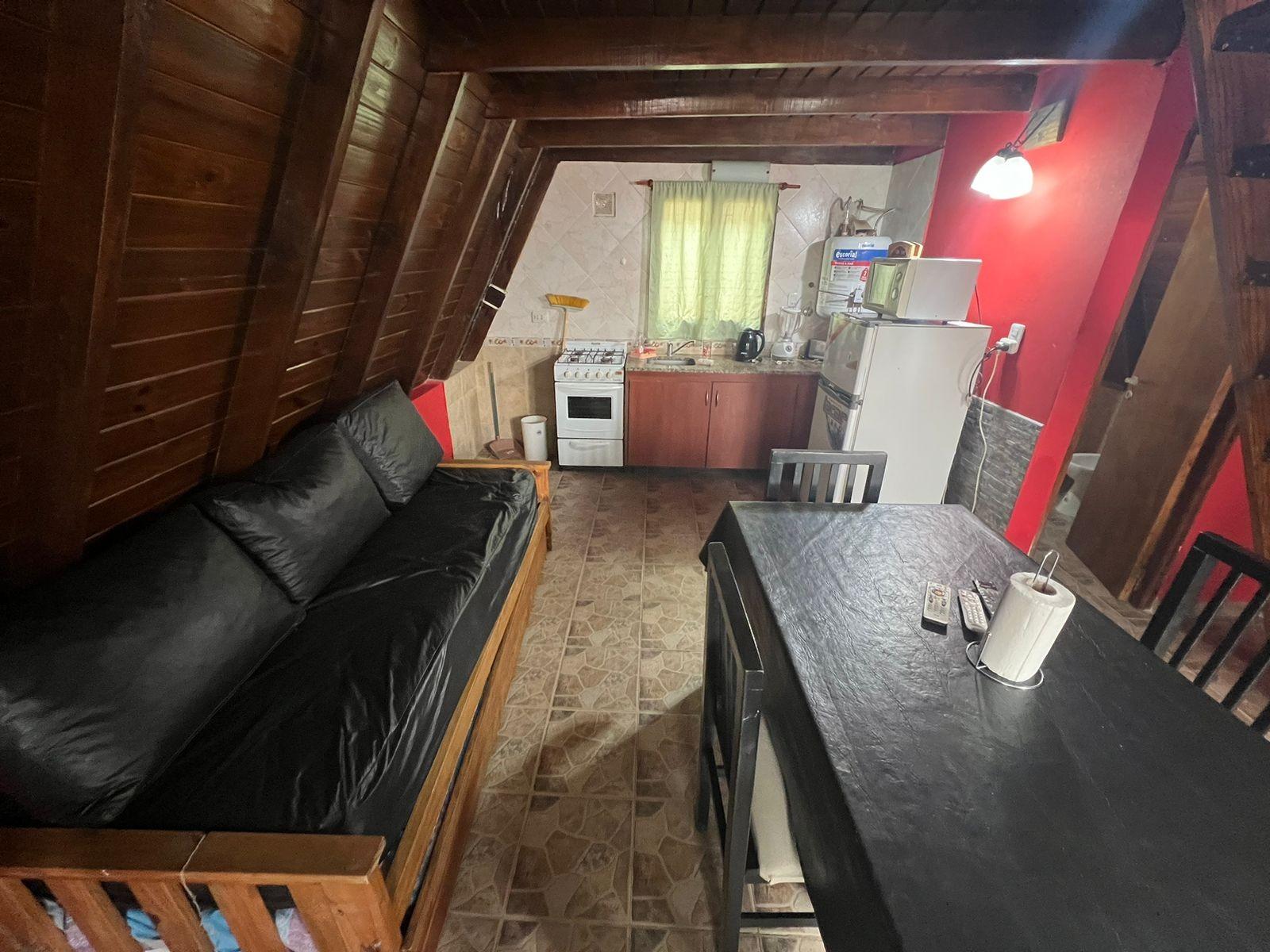 Complejo de 4 Cabañas con Pileta - 4