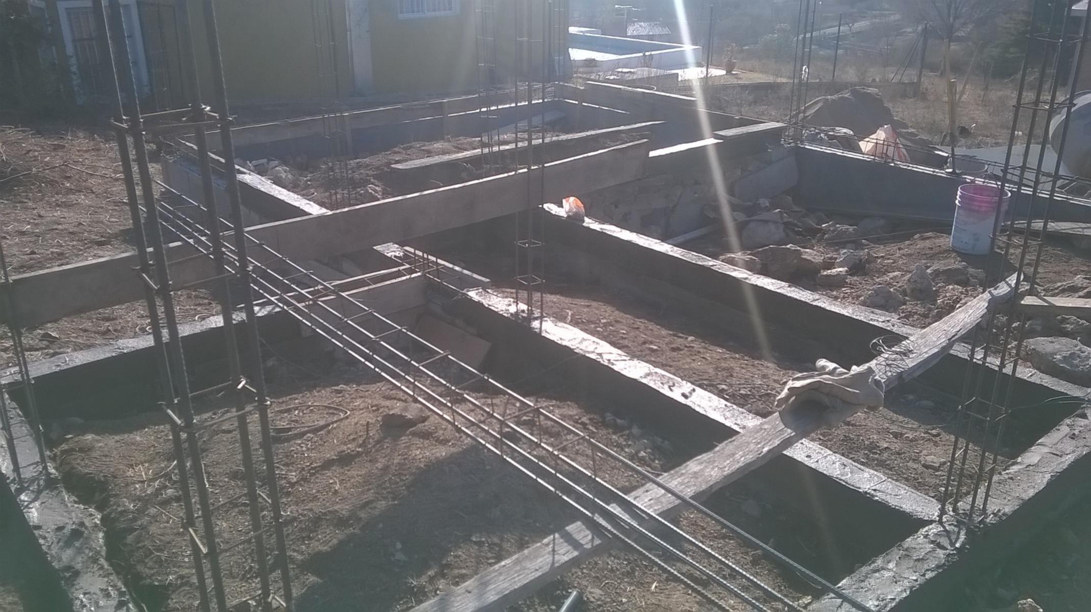Casa Nueva A ESTRENAR, siquiman, con 2 dormitorios, cocina-comedor diario, baño, lavadero, a mts del rio y muy buen entorno familiar. CONSULTAR POR CUOTAS — foto 2