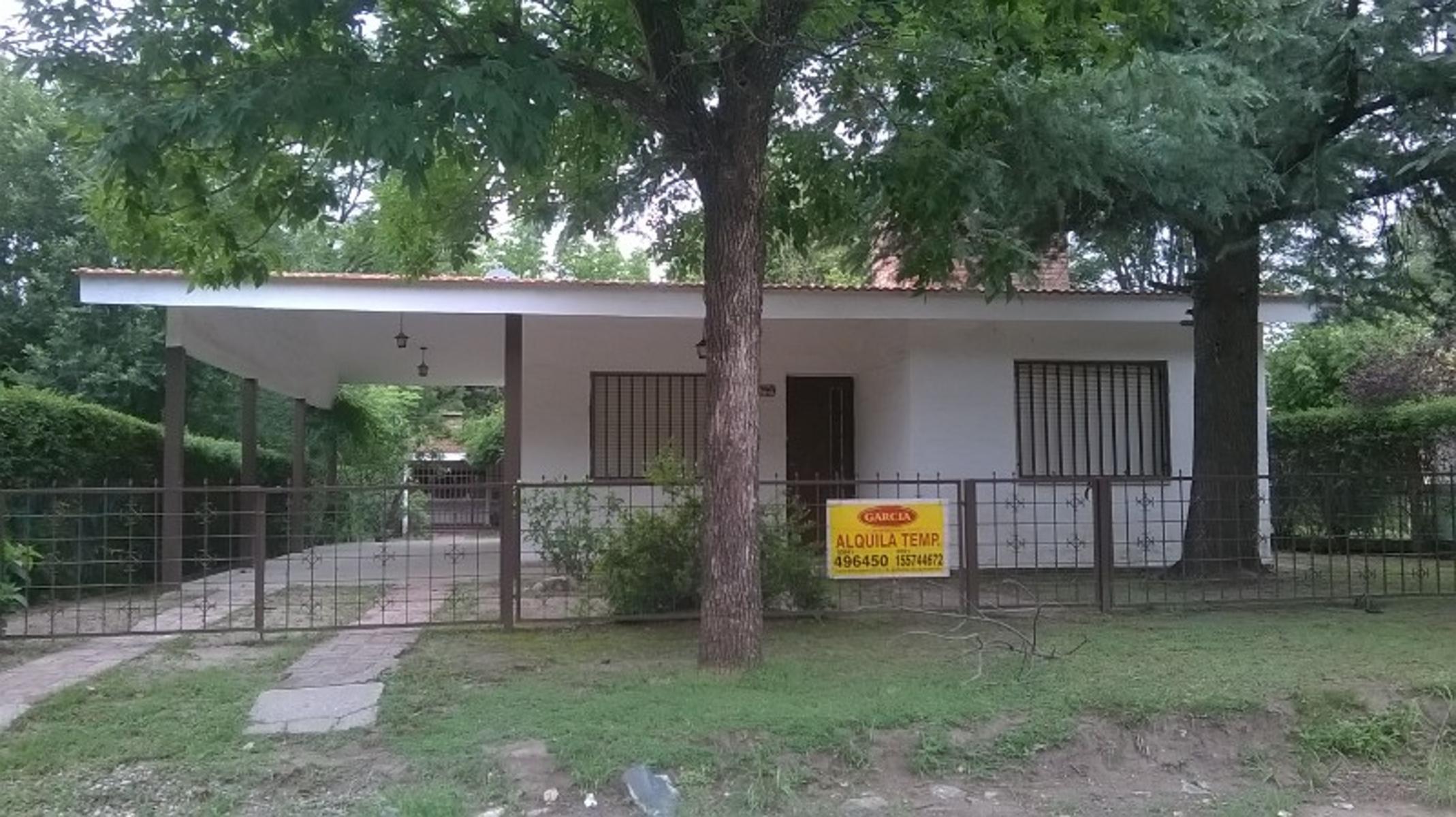 Chalet en playas de oro de san antonio, ALQUILER TEMPORARIO, con 2 dormitorios, cochera amplia, Tv cable, ventiladores, asador, patio, muy buen entorno, para 5 personas.. — foto 4