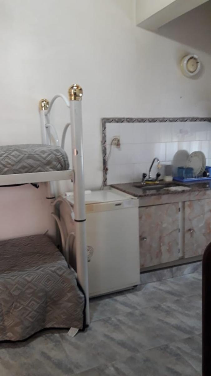 Departamento de 1 dormitorio, cocina-comedor diario y baño con ante-baño, con frente a Av. Carcano a 6 cuadras del centro de villa carlos Paz, con vista a las montañas — foto 10