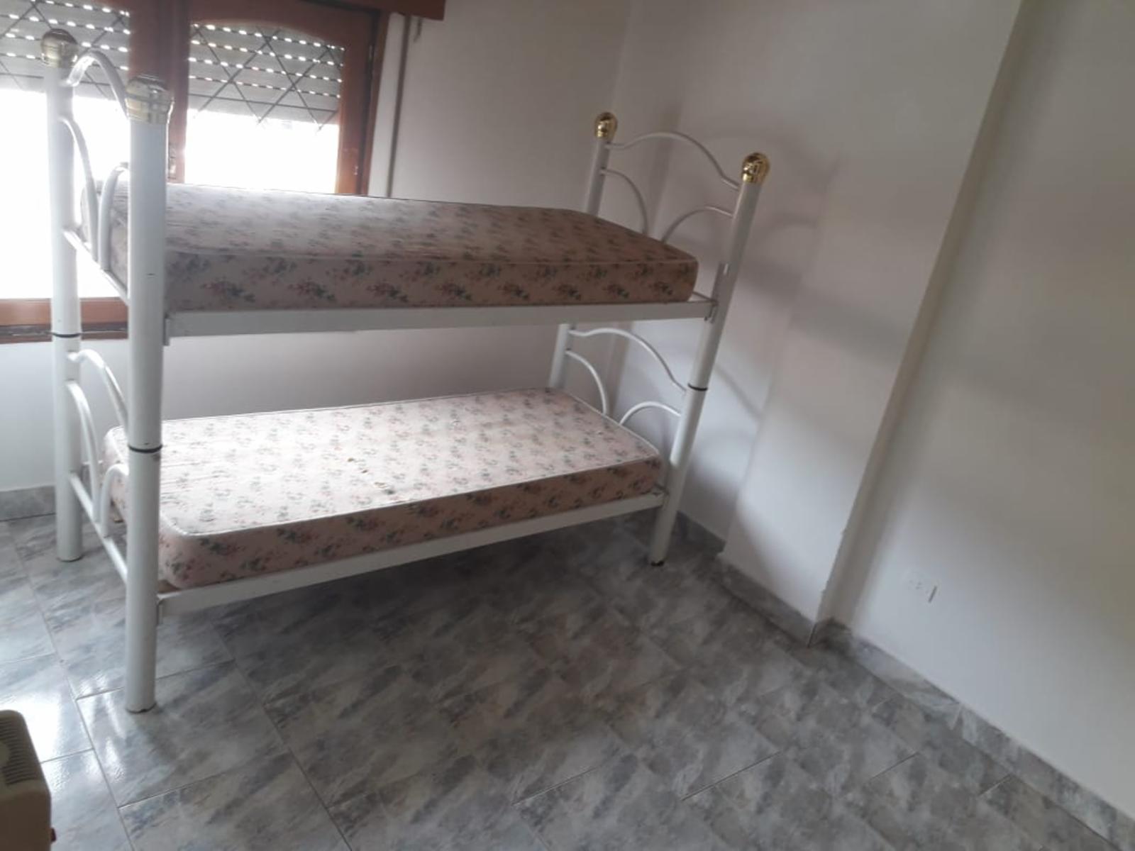 Departamento de 1 dormitorio, cocina-comedor diario y baño con ante-baño, con frente a Av. Carcano a 6 cuadras del centro de villa carlos Paz, con vista a las montañas — foto 13