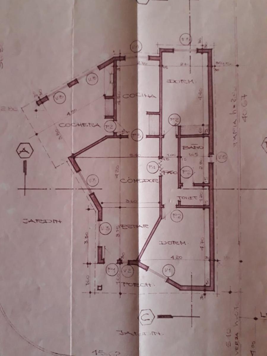 Chalet Frente al RIO, con 2 dormitorios, cocina-comedor, living-comedor con hogar a leña, baño con antebaño, garaje con asador y lavadero, terreno 577 m2 y cubiertos 131 m2. - 7