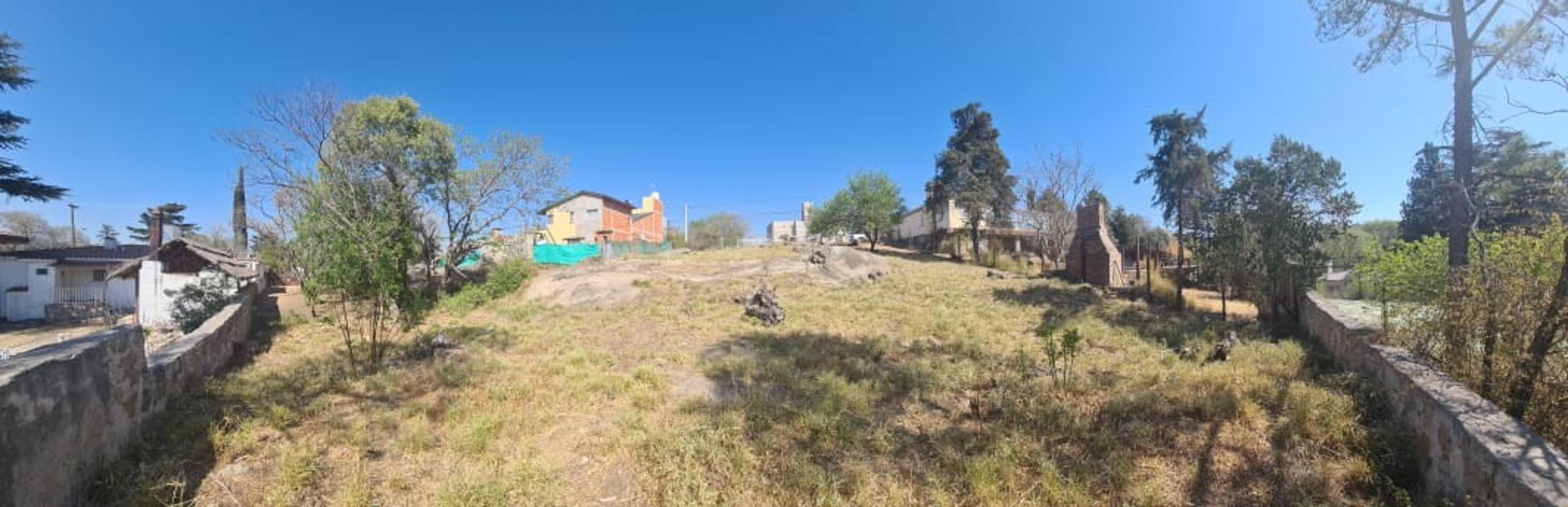 LOTE, villa carlos paz, 1048 m2, a 2 cuadras de la ruta 38, barrio villa del lago, MUY BUENA VISTA Y EXCELENTE ENTORNO, con todos los servicios y ESCRITURA.. — foto 6