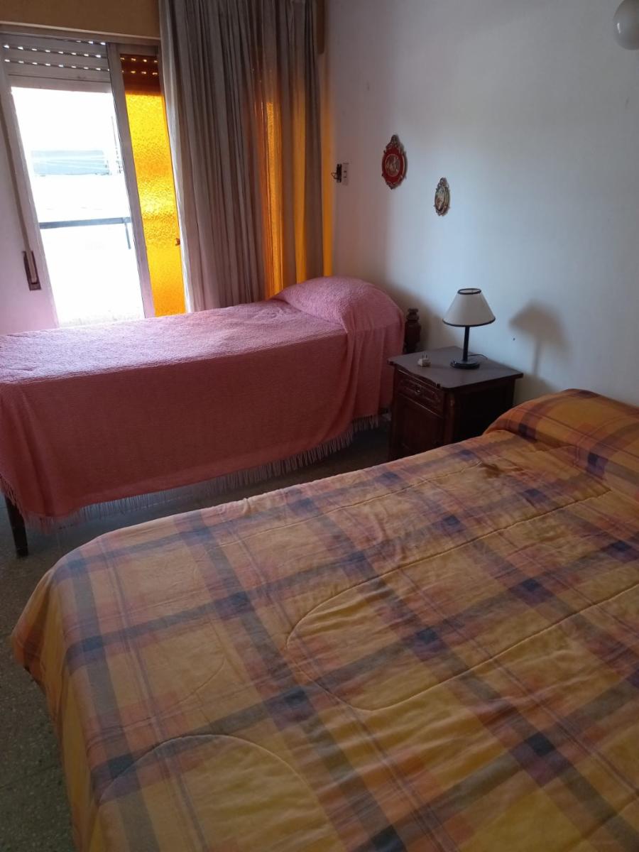 Dpto. en San Antonio de Arredondo, ubicado frente a la ruta, en pleno centro comercial, con todas las comodidades, balcon con vista a las montañas, cochera propia.. ESCRITURA — foto 5