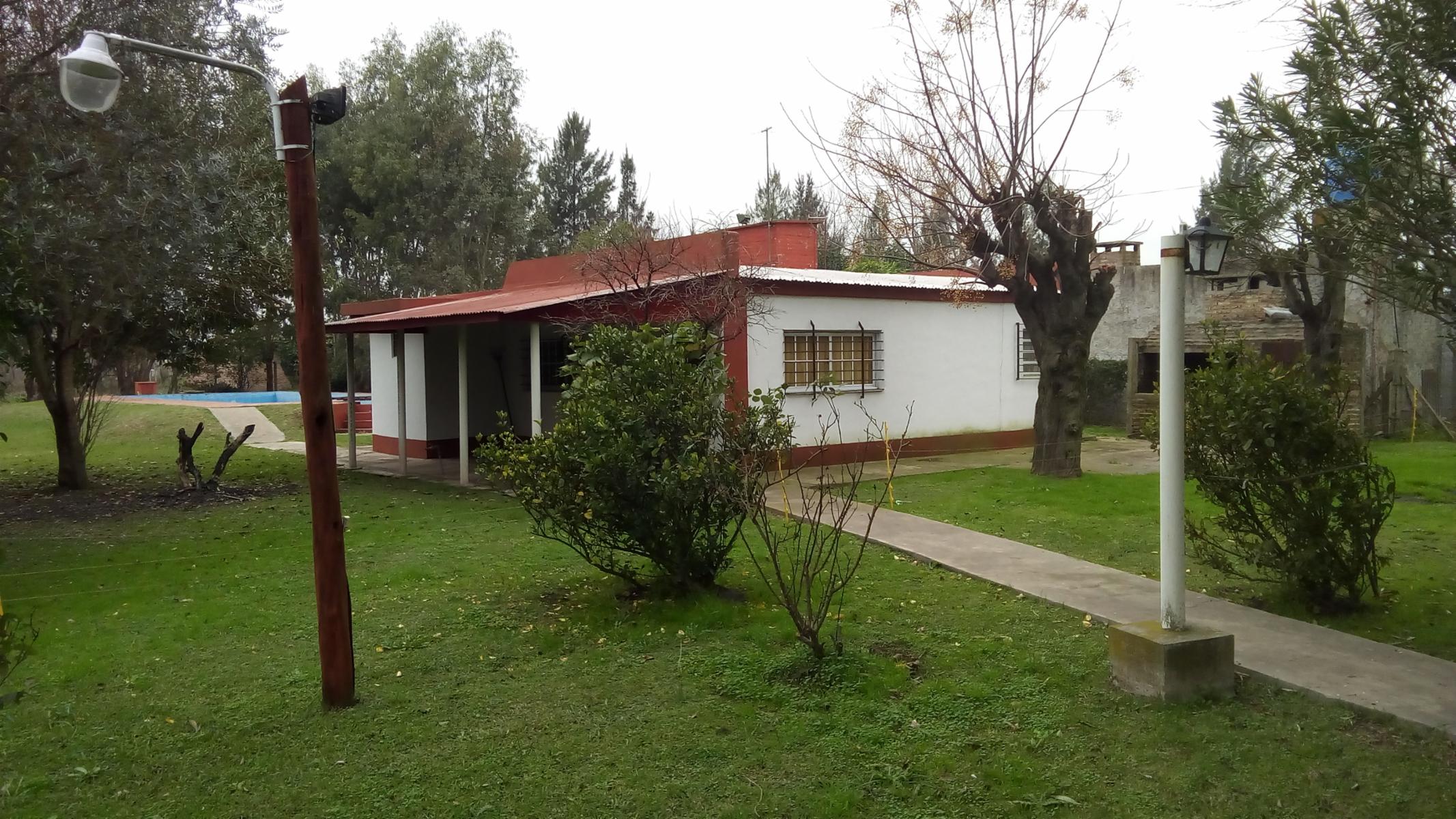 CASAQUINTA con piscina - Marcos Paz - 2