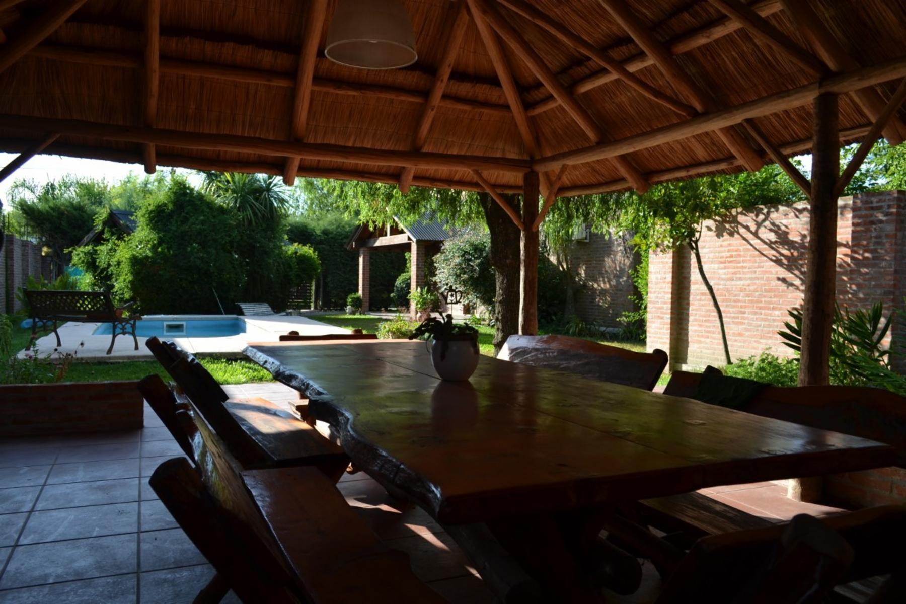 CASA CON PISCINA Y QUINCHO - Marcos paz - Pcia de Bs.As. — foto 7
