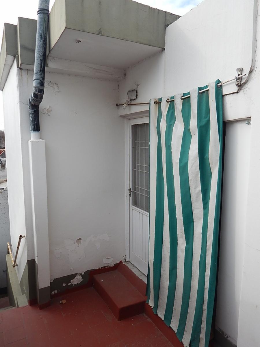 LOCAL COMERCIAL + DOS DEPARTAMENTOS en Venta - Marcos Paz Centro - Pcia de Bs.As - 7