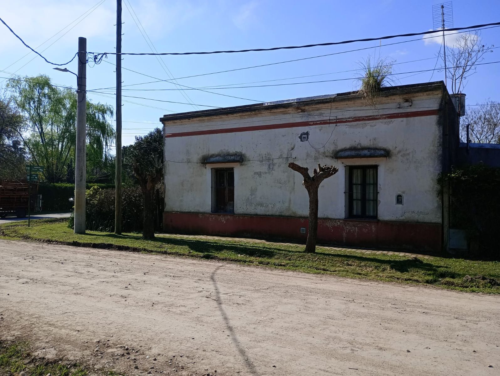 CASA EN VENTA - Marcos Paz - Pcia. de Buenos Aires - 2