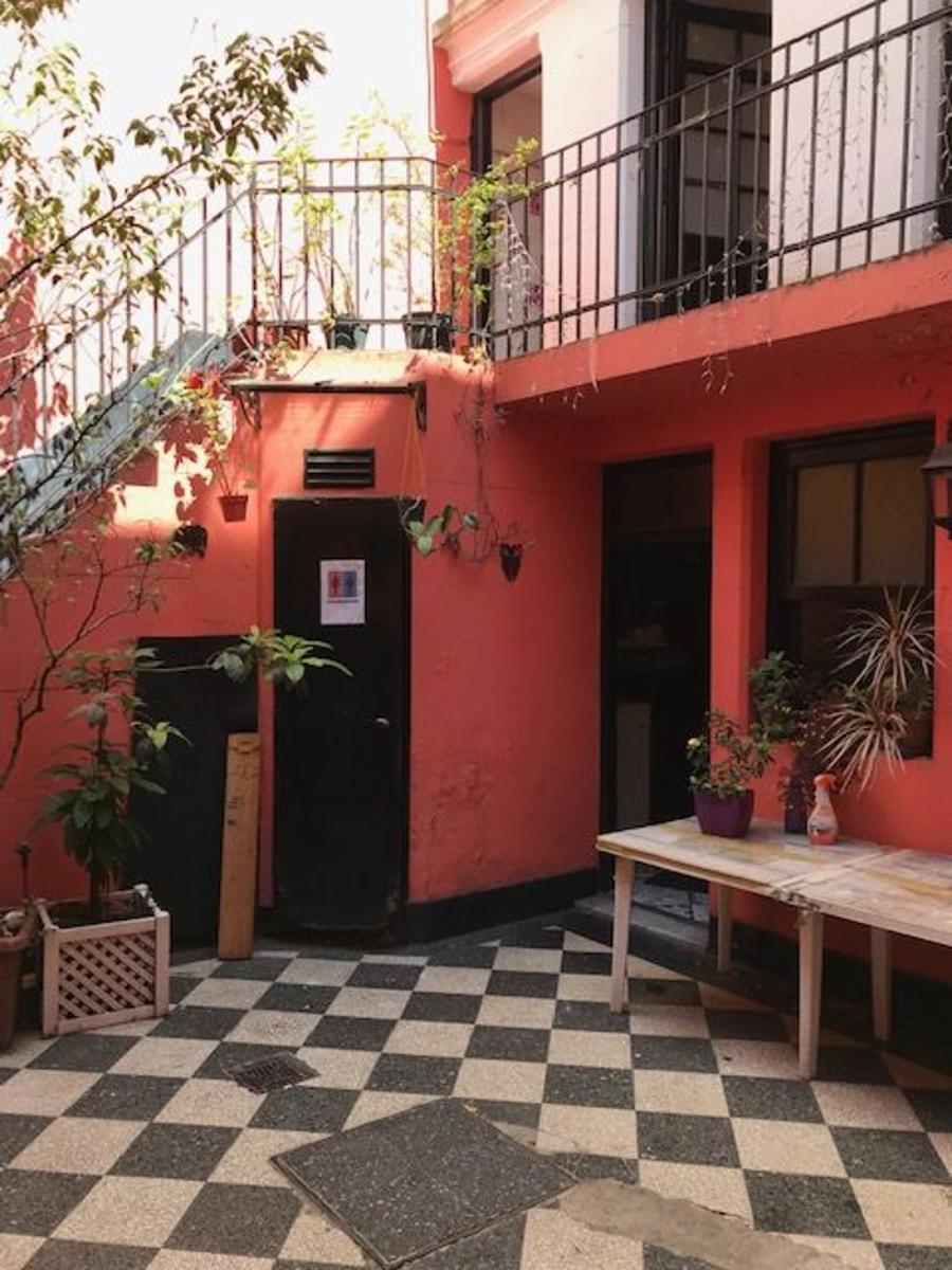 Castrobarros al 1100 HERMOSA CASA DE 5 AMBIENTES ANTIGUA CON PATIO — foto 5