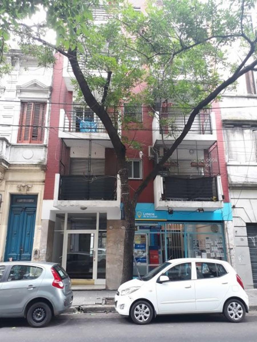 HERMOSO 2 AMBIENTES AL FRENTE CON BALCON — foto 2
