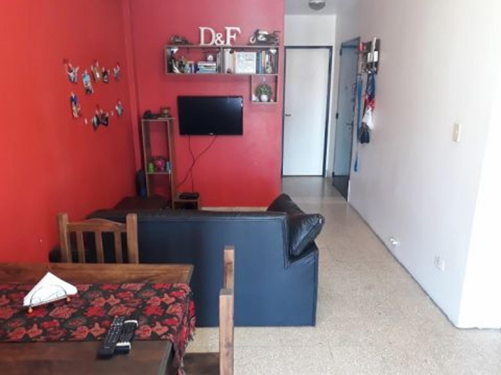 HERMOSO 2 AMBIENTES AL FRENTE CON BALCON — foto 9