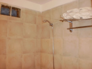 alquilo por dia Palermo Queens departamento 2/4personas Movistararena conciertos l hospital italiano naval y guemes whatsapp+5491130779977 cocheras wifi free Y NETFLIX — foto 5