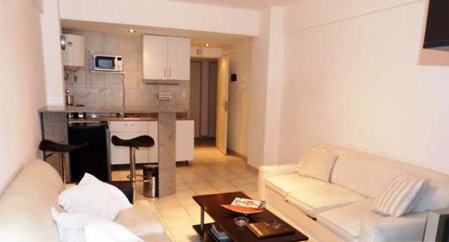 alquilo por dia Palermo Queens departamento 2/4personas Movistararena conciertos l hospital italiano naval y guemes whatsapp+5491130779977 cocheras wifi free Y NETFLIX — foto 10