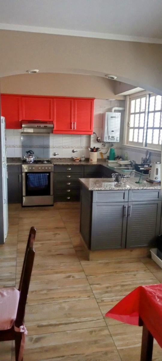 MARAVILLOSO PISO EN VICENTE LÓPEZ, Sobre Avda. Maipú 400, 4 ambientes, Cocina Comedor Diario y Dormitorio de servicio. — foto 7