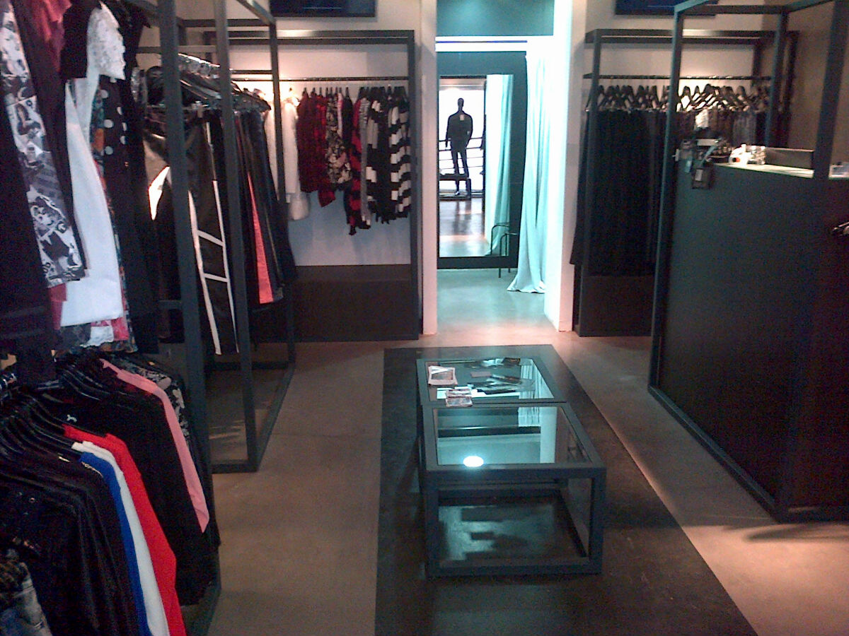 Excelente Local en Terrazas de Castelar - 9