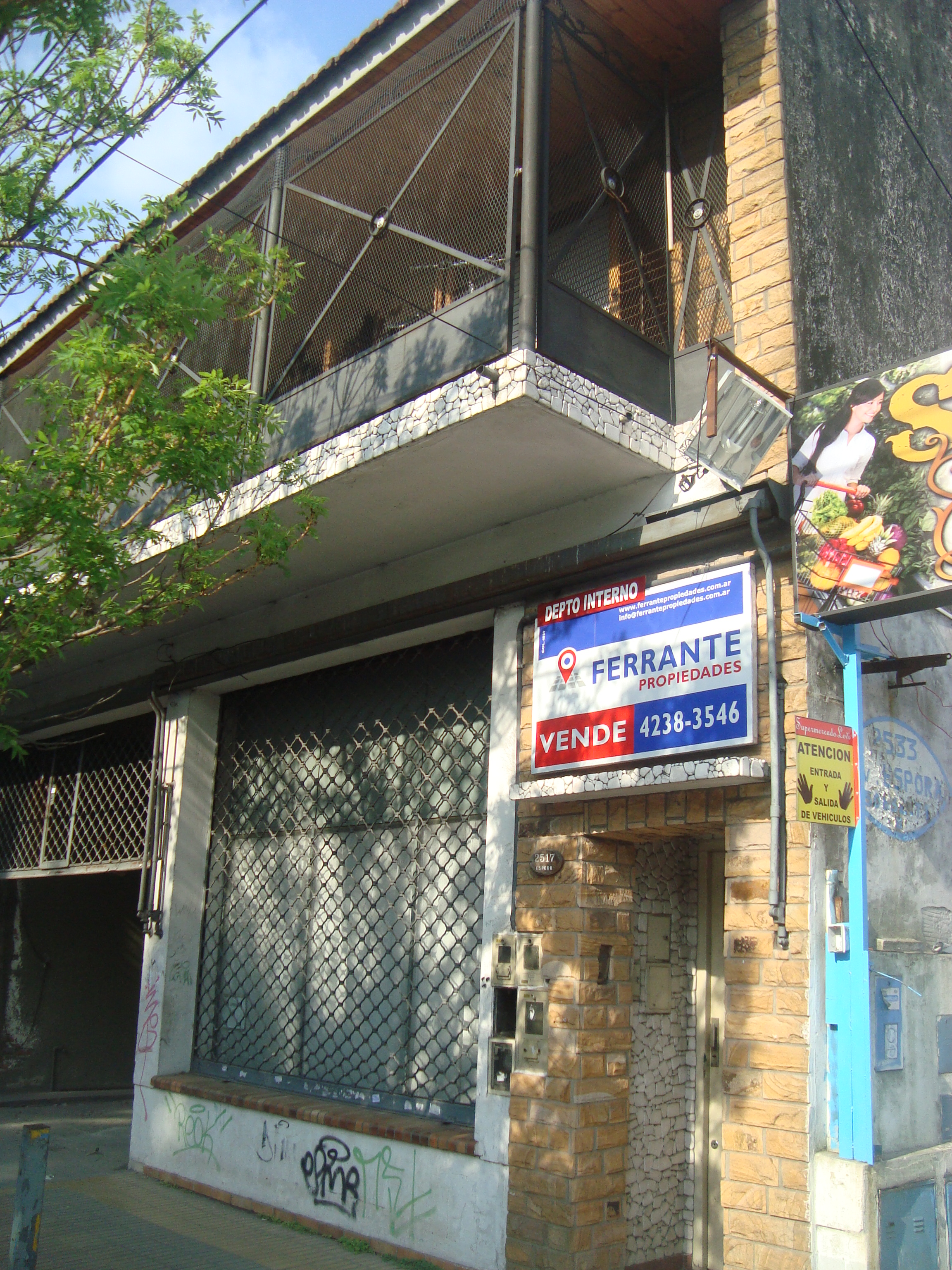 BURZACO: EXCEL DPTO EN 1er piso,CONTRAFRENTE , PATIO,SIN EXPENSAS, s/av.espora.2 cdras estac — foto 9