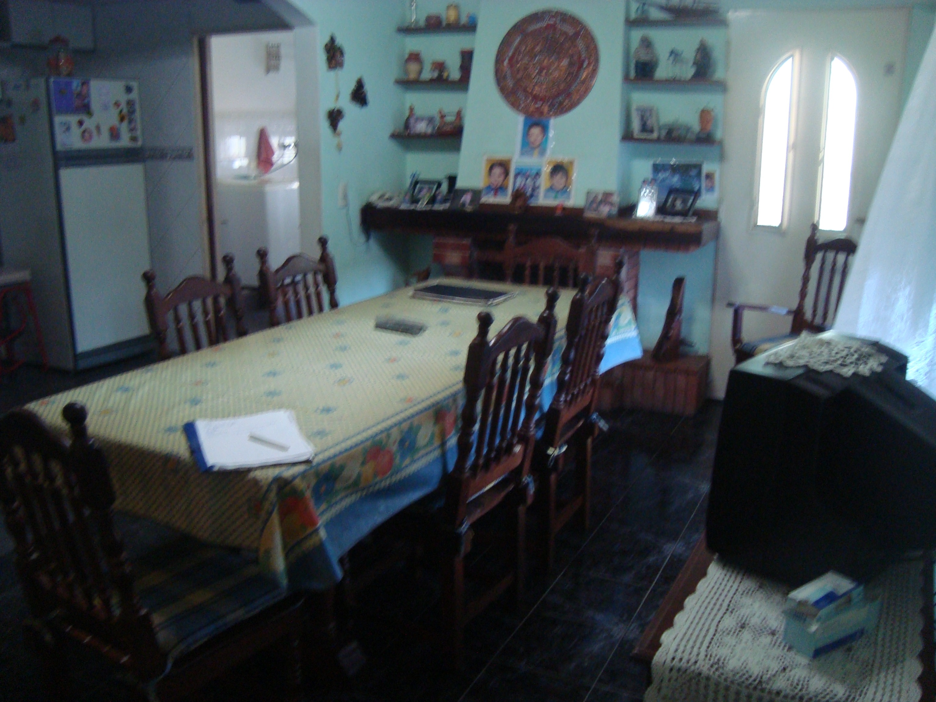 GLEW: CASA CON GARAGE Y DEPTO+DOS LOCALES A 6 CUADRAS DE LA EST. DE GLEW ** APTA CREDITO ** — foto 2