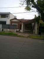 ADROGUE: OPORTUNIDAD !! CASA C/4 DORMIT,GARAJE Y DEPTO FDO C/3 HABITAC.EXC UBICAC.IDEAL VIVIENDA O DESARROLLO INMOBILIARIO. APTO CRED.HIP.GALICIA/SANTANDER — foto 11