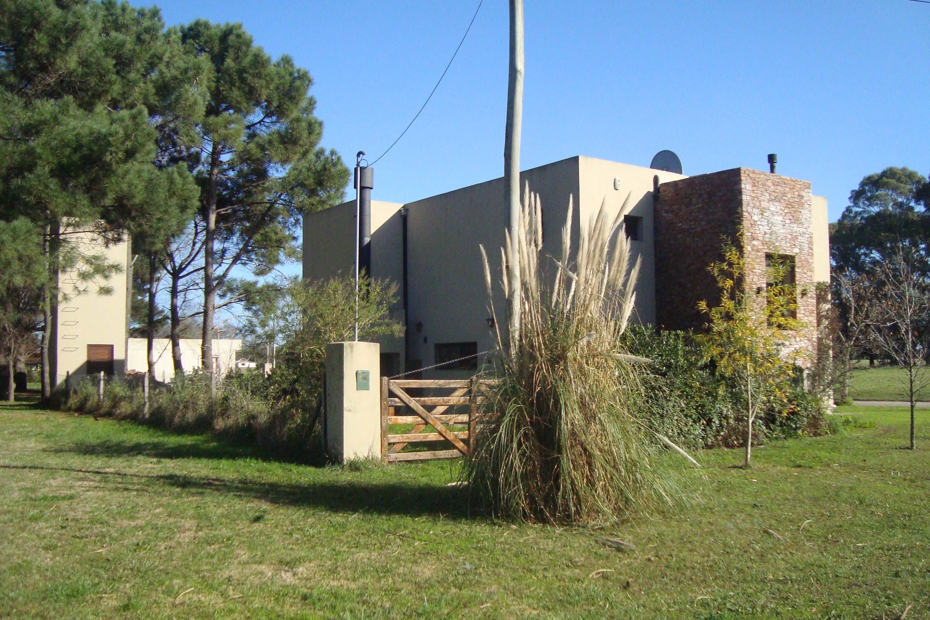 MIRAMAR: BARRIO RESIDENCIAL " LAS LOMAS" :LOTES DESDE 400M2 C/ESCRITURA. ANTICIPO + CUOTAS FIJAS EN PESOS - 1