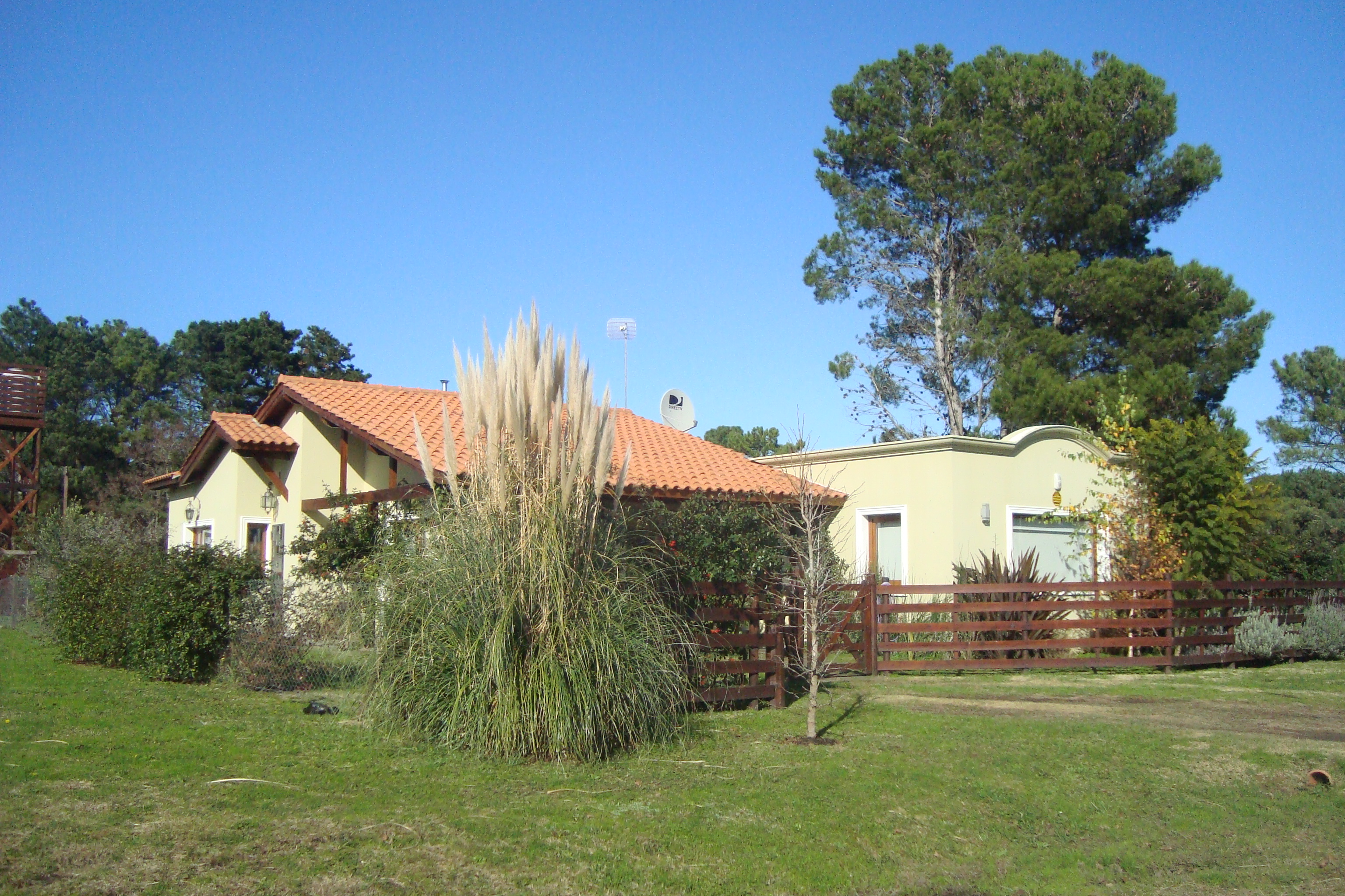 MIRAMAR: BARRIO RESIDENCIAL " LAS LOMAS" :LOTES DESDE 400M2 C/ESCRITURA. ANTICIPO + CUOTAS FIJAS EN PESOS - 3