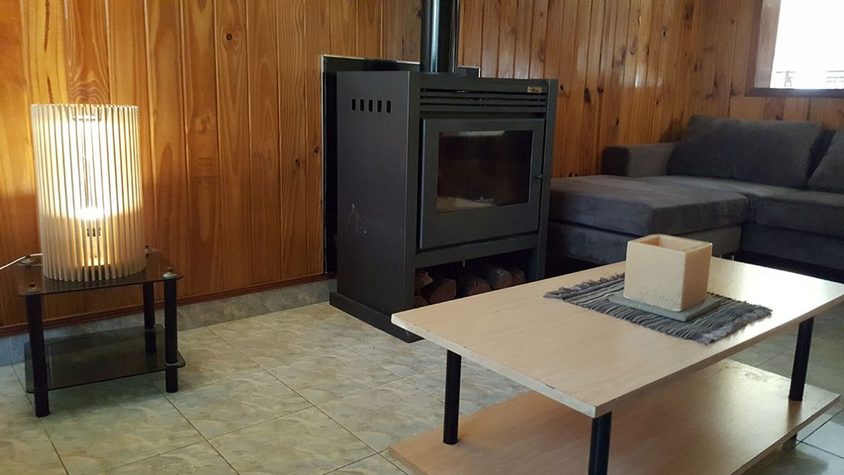 CLAYPOLE: EXCELENTE CHALET CENTRICO DE ESTILO, DE AMPLIAS DIMENSIONES. LUMINOSO, FUNCIONAL. EXCEL.UBICACION A 4 CDRAS DE LA ESTACION . OPORTUNIDAD!! — foto 10